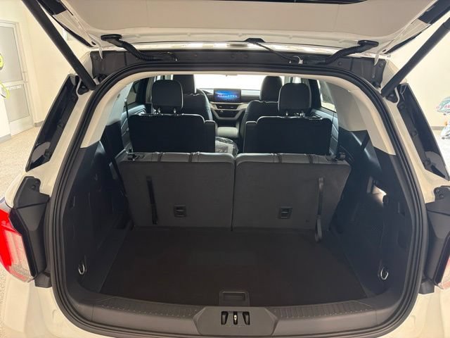 New 2026 Ford Explorer Active w/ Active Comfort Package AWD/4WD image 19