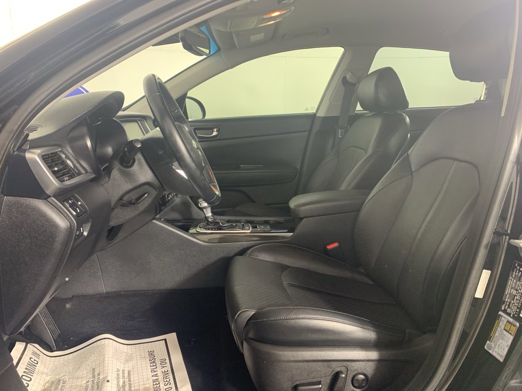 Used 2019 Kia Optima EX image 16