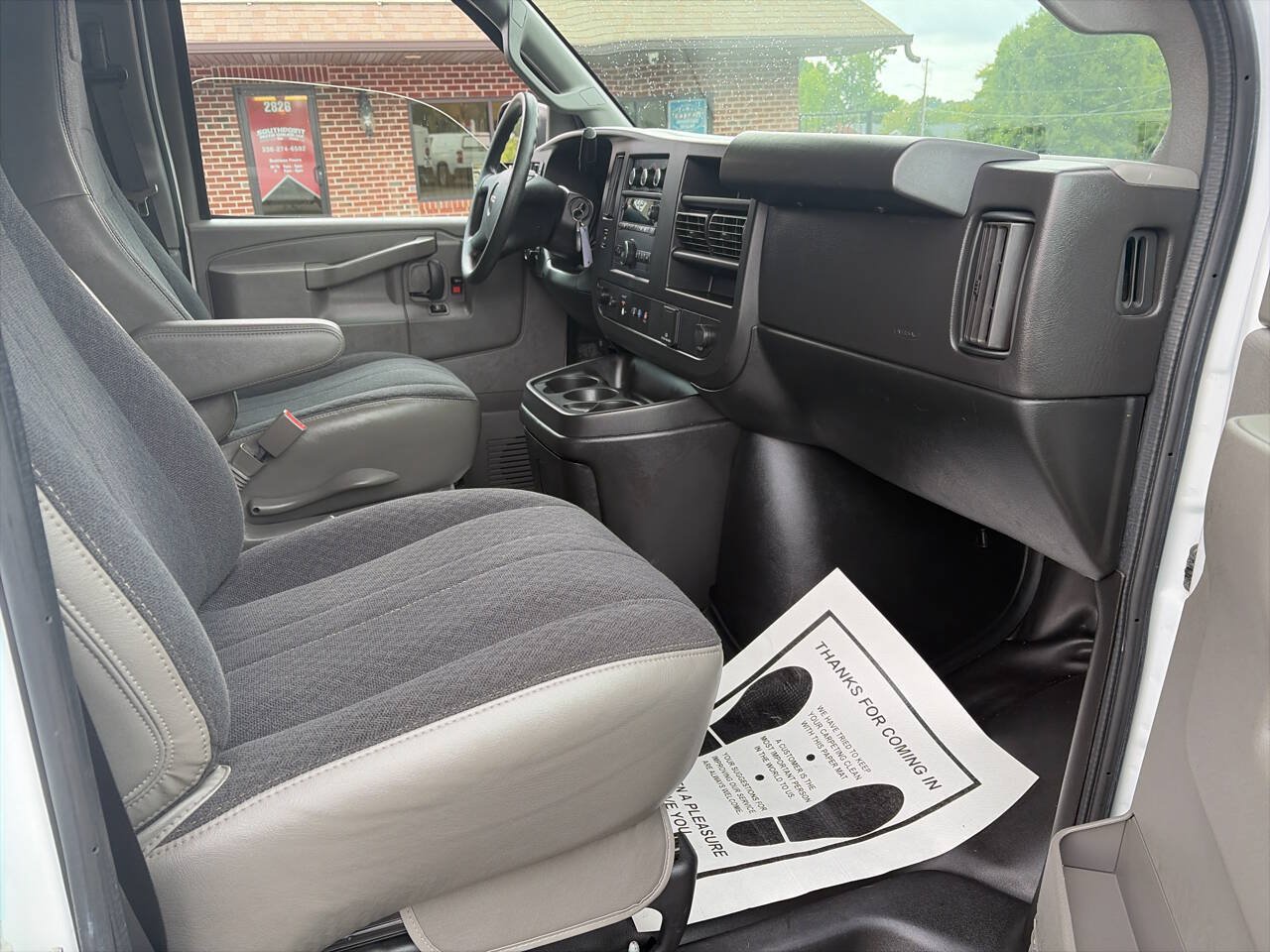 Used 2019 GMC Savana 2500 w/ Driver Convenience Package RWD image 17