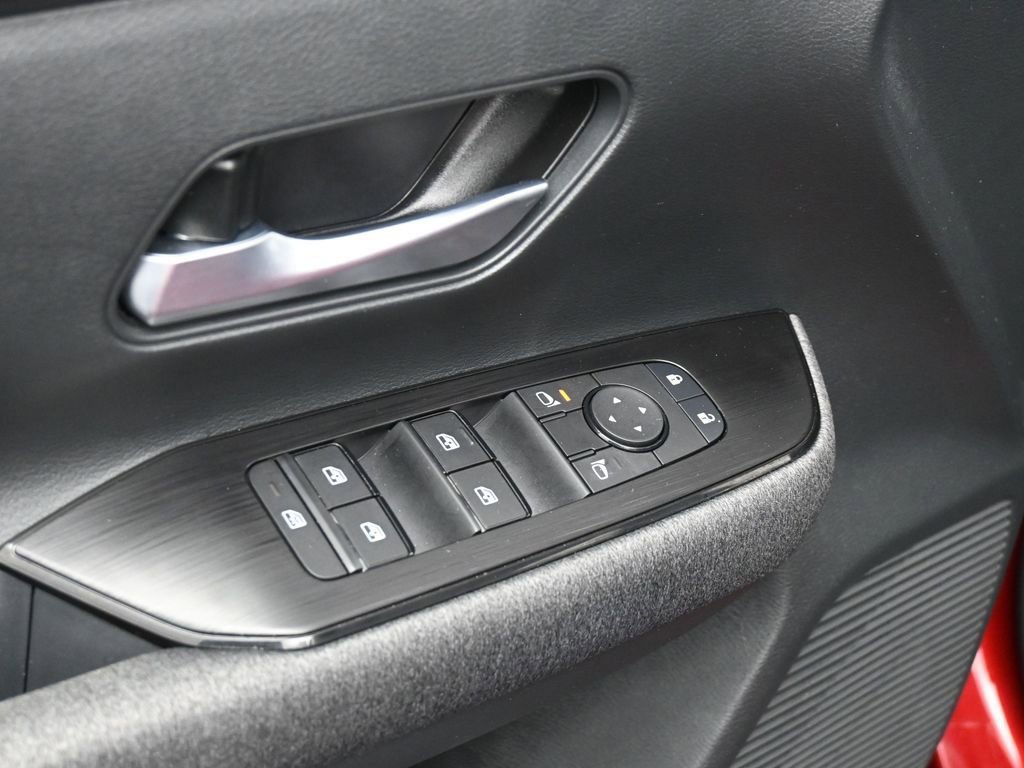 Used 2025 Nissan Kicks SV w/ Interior Electronics Package image 15