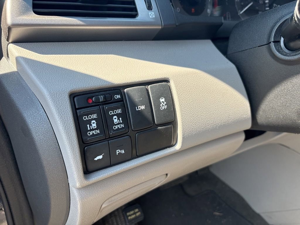 Used 2016 Honda Odyssey Touring image 19