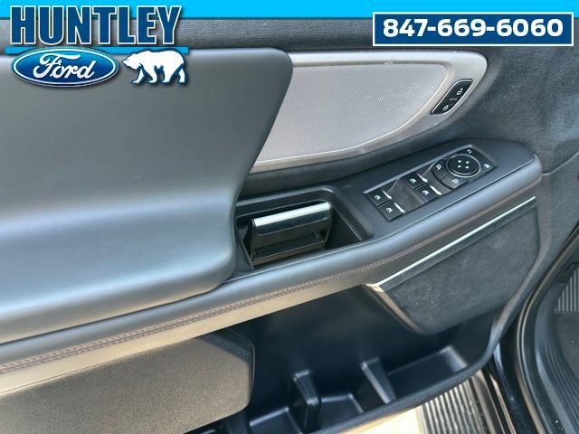 Used 2025 Ford Expedition Max Active image 25