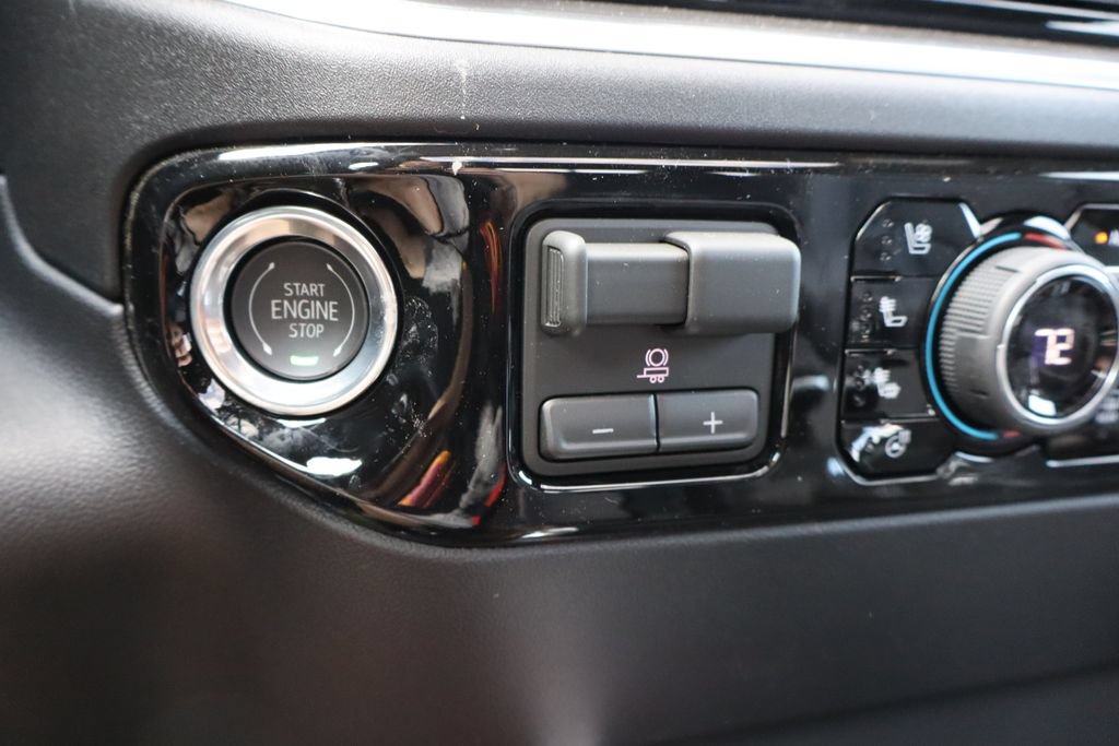 New 2026 Chevrolet Silverado 1500 High Country w/ Technology Package AWD/4WD image 10