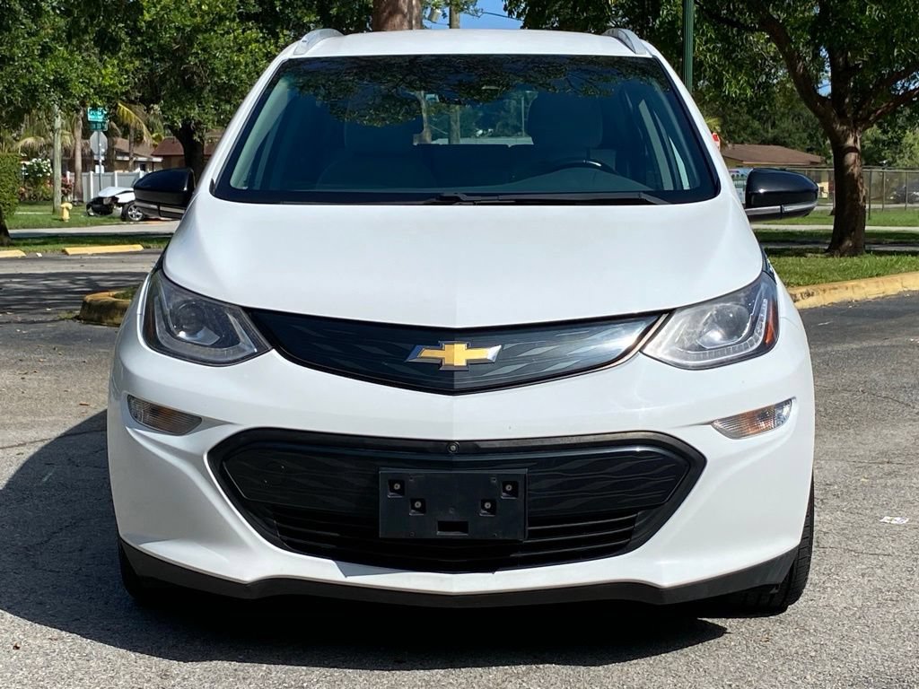 Used 2018 Chevrolet Bolt Premier w/ Driver Confidence II Package FWD image 2