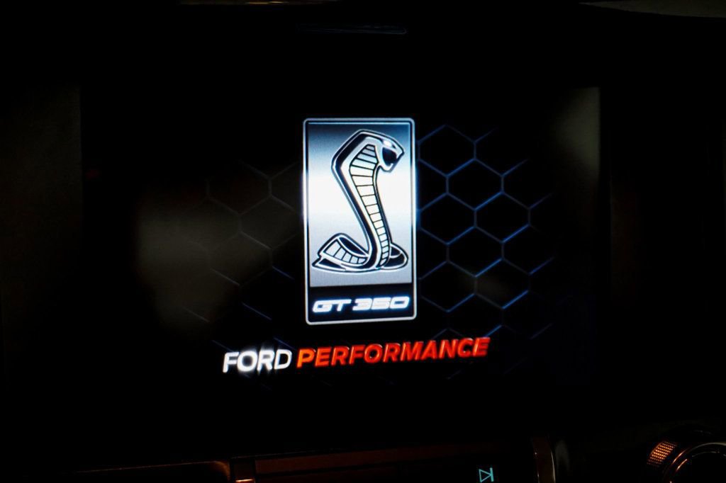 Used 2020 Ford Mustang Shelby GT350 w/ Technology Package image 79