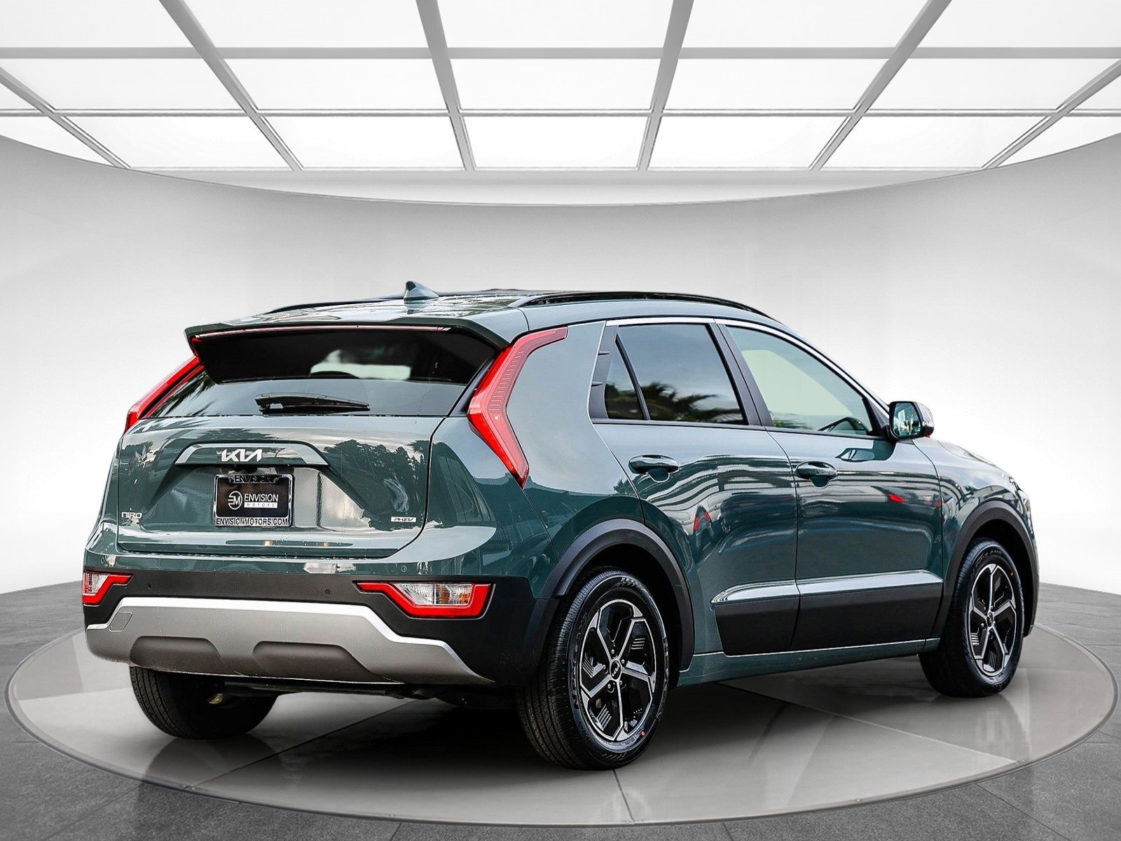 Used 2023 Kia Niro EX image 5