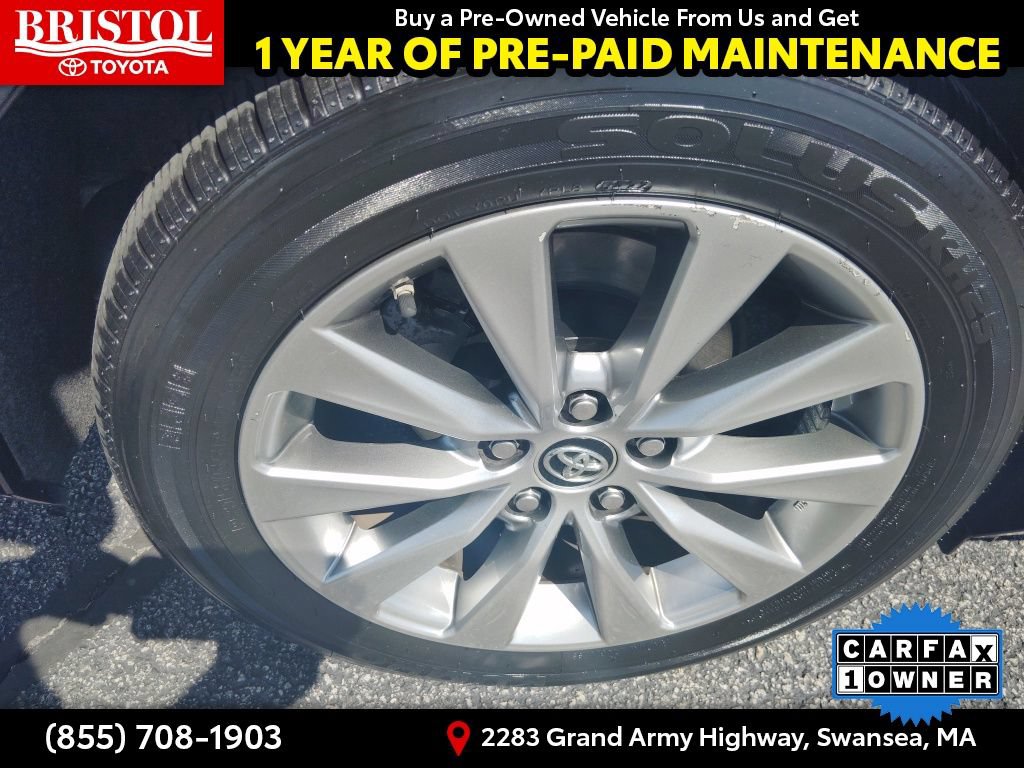 Used 2015 Toyota Camry XLE w/ Advanced Technology Package FWD image 12