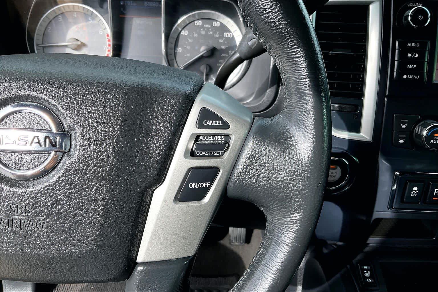 Used 2019 Nissan Titan SV w/ SV Convenience Package RWD image 21