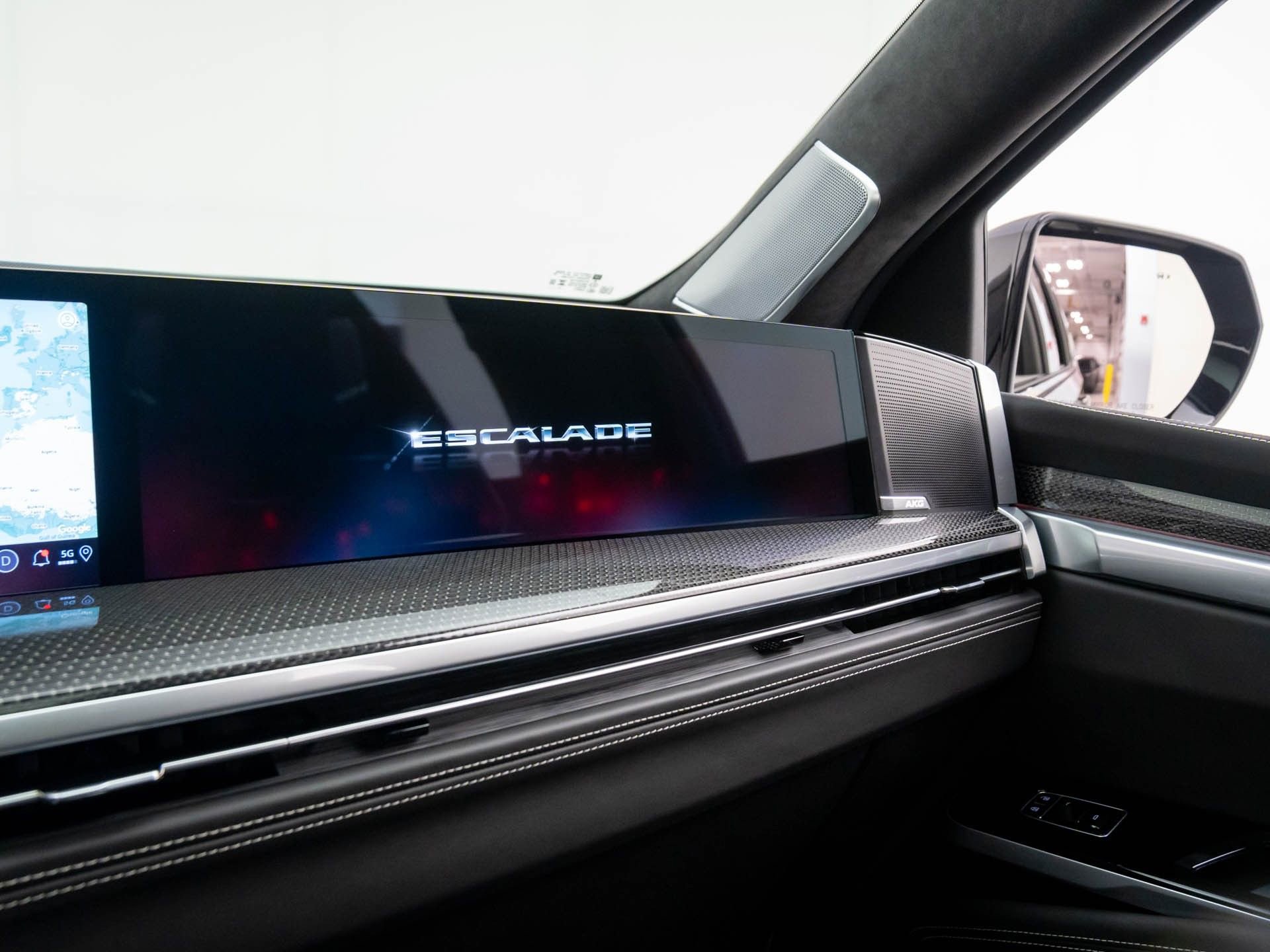 Used 2025 Cadillac Escalade V w/ LPO, ONYX Package image 33