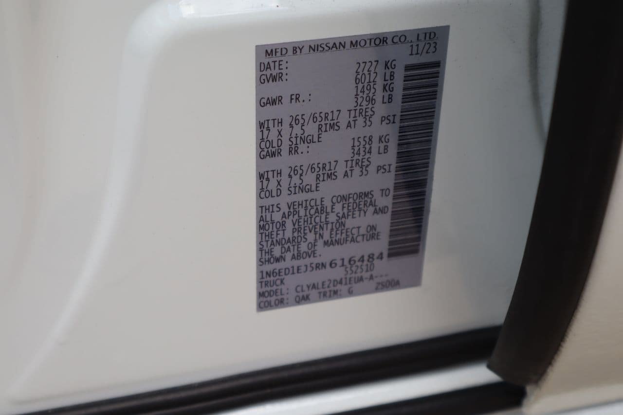 Used 2024 Nissan Frontier SL w/ Technology Package RWD image 30