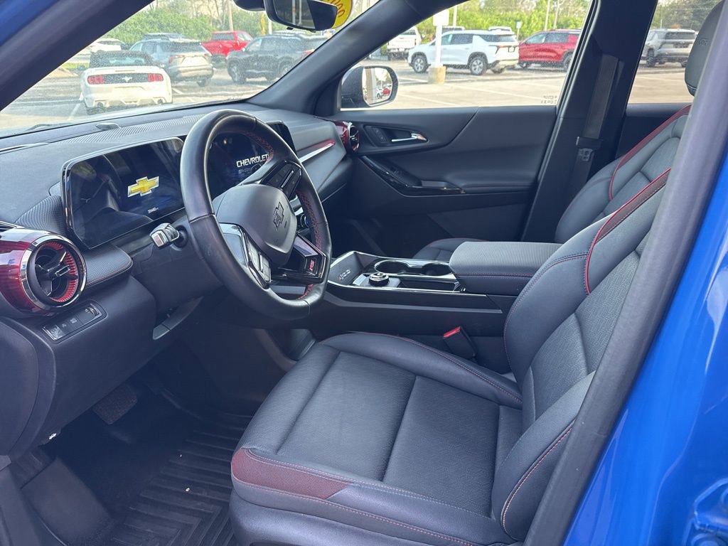 Used 2025 Chevrolet Equinox RS w/ Safety and Technology Package image 38