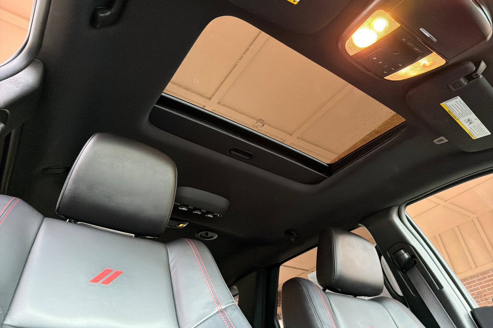 Used 2025 Dodge Durango GT AWD/4WD image 18