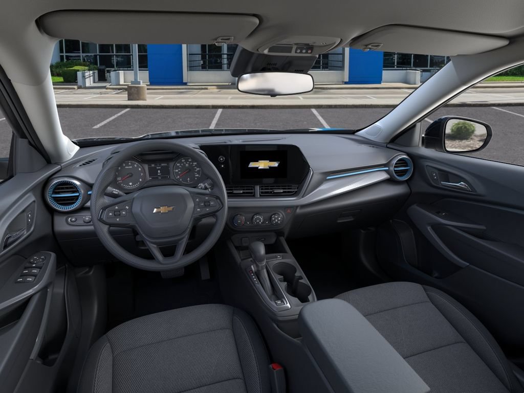 New 2026 Chevrolet Trax LS w/ LS Convenience Package FWD image 15