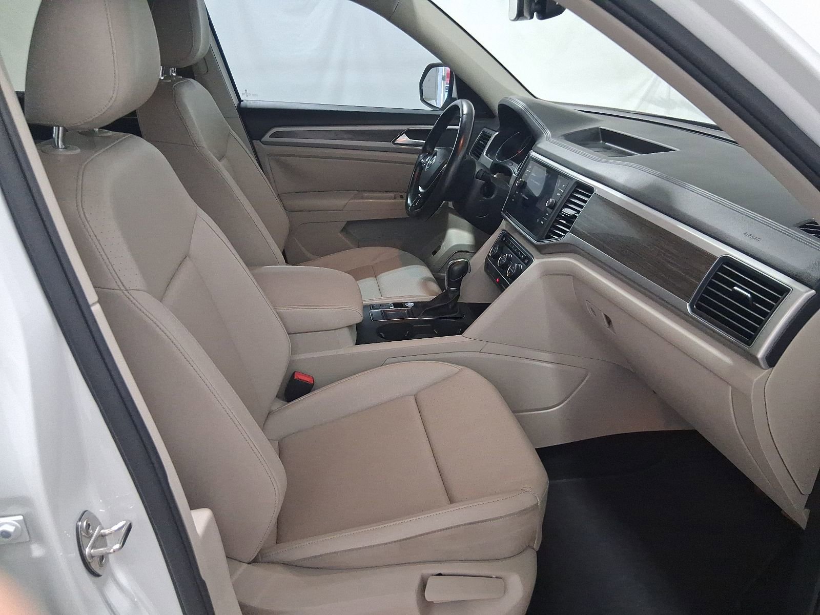 Used 2018 Volkswagen Atlas SE FWD image 19