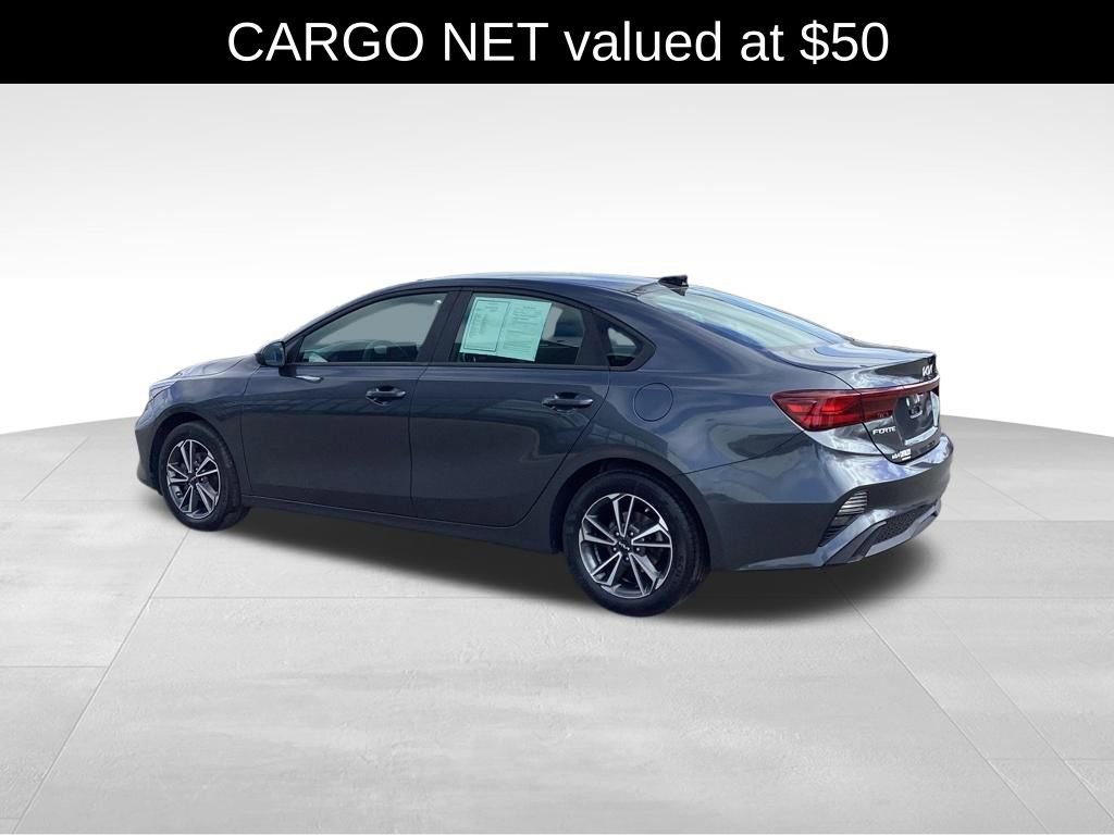 Used 2022 Kia Forte LXS FWD image 5