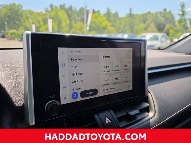 Certified 2024 Toyota RAV4 LE AWD/4WD image 18