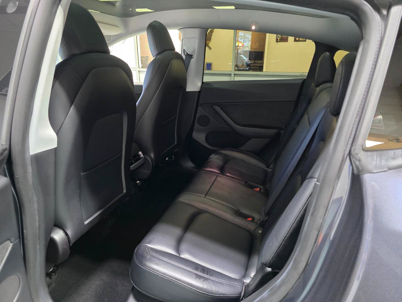 Used 2021 Tesla Model Y Long Range AWD/4WD image 19