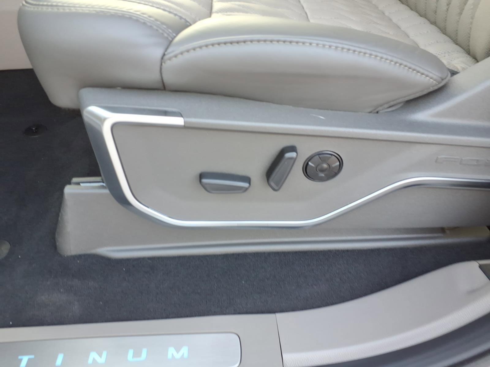 New 2026 Ford F350 Platinum image 12