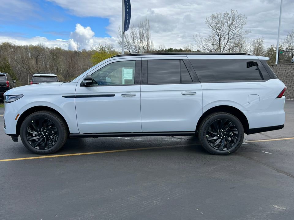 New 2026 Lincoln Navigator L Reserve AWD/4WD image 44