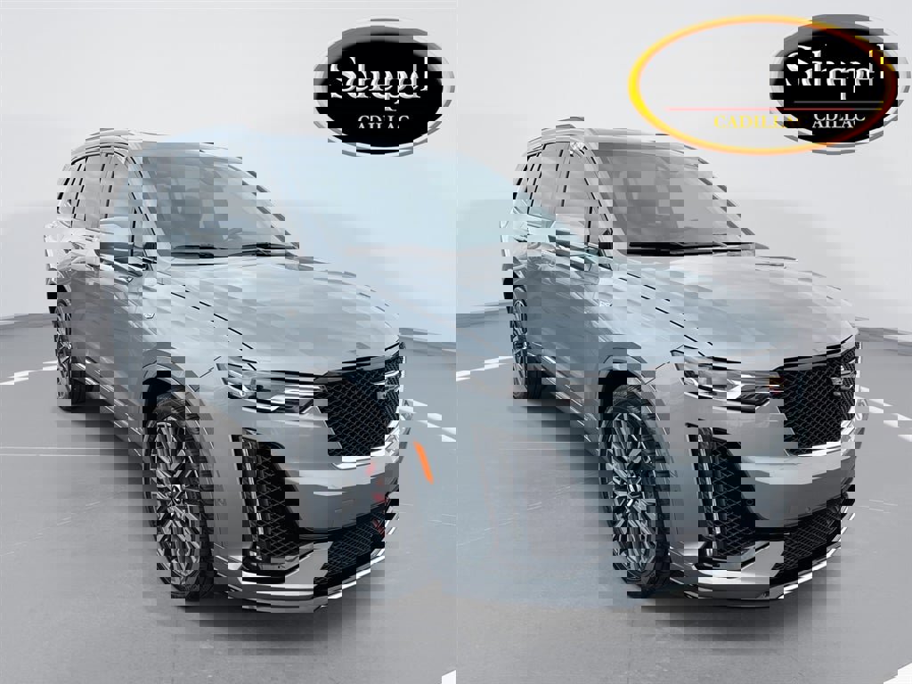 Used 2023 Cadillac XT6 Sport w/ Technology Package image 1