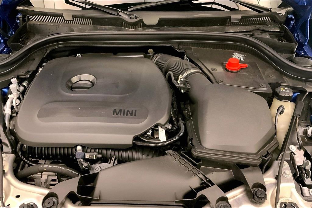 Certified 2025 MINI Cooper S FWD image 8