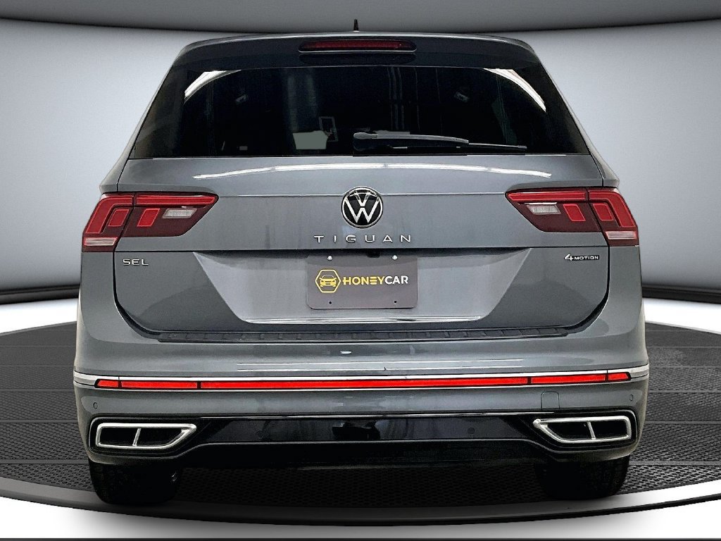 Used 2022 Volkswagen Tiguan SEL R-Line AWD/4WD image 5