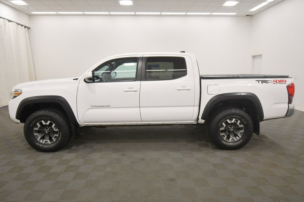 Used 2019 Toyota Tacoma TRD Off-Road image 4