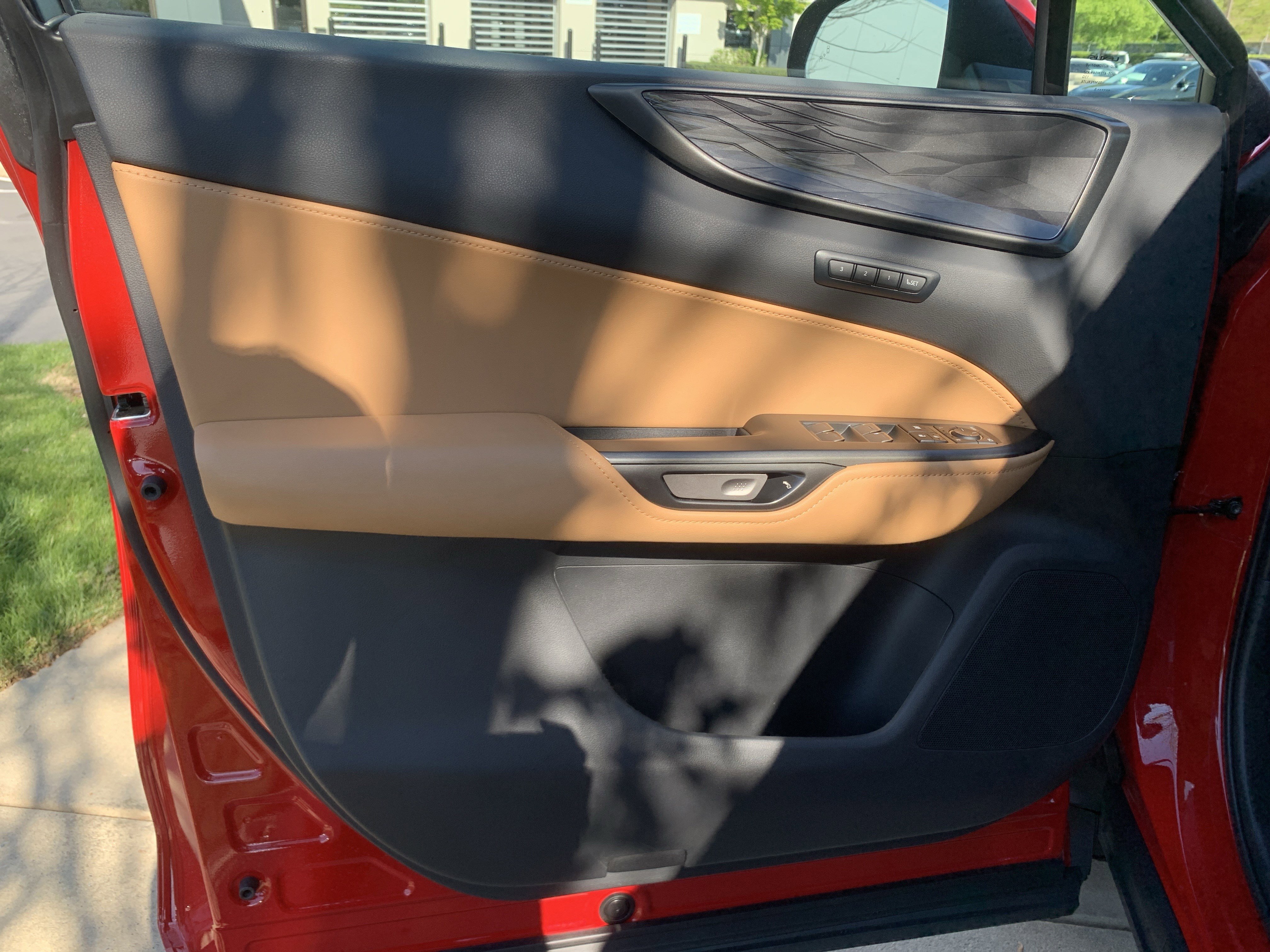 Used 2025 Lexus NX 250 FWD w/ Towing Package (2000 Lbs) image 14