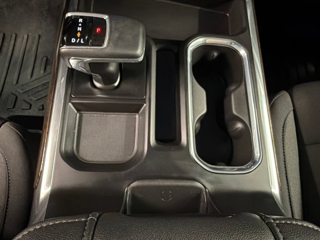 Used 2025 GMC Sierra 1500 Elevation w/ Preferred Package AWD/4WD image 13