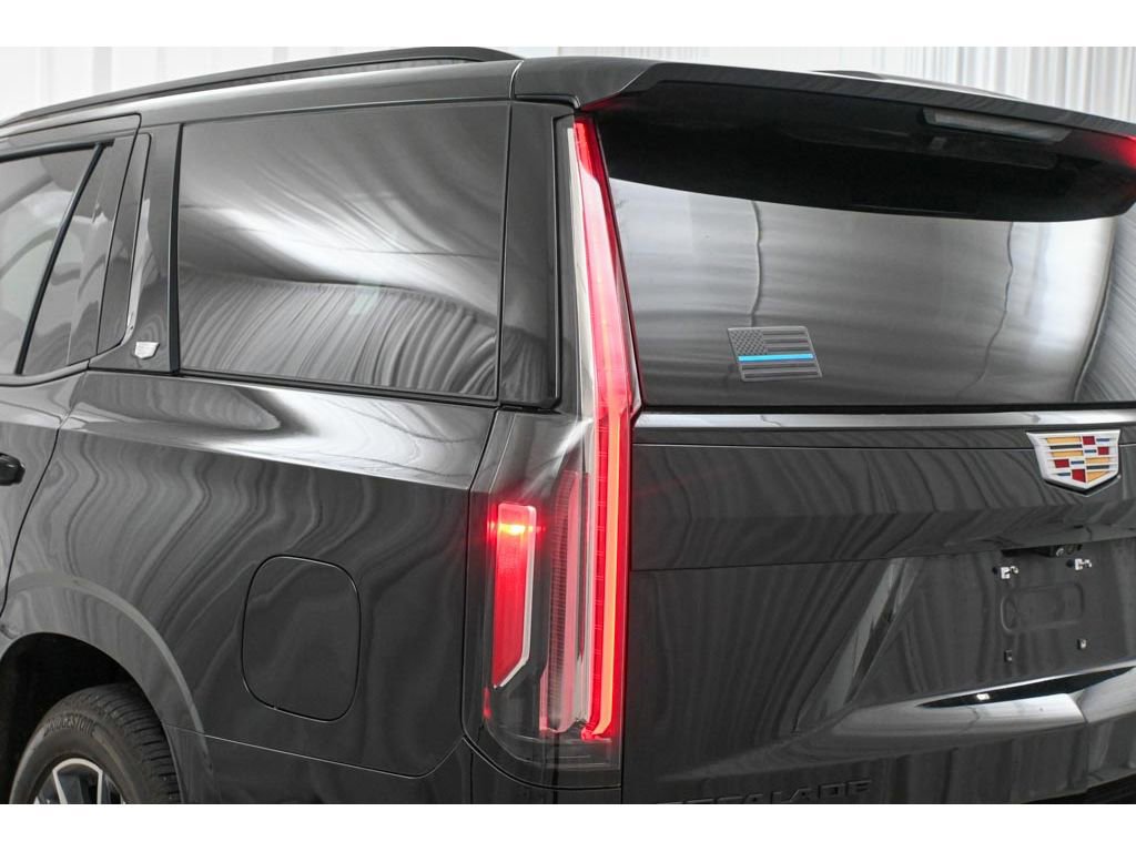 Used 2022 Cadillac Escalade Sport Platinum w/ Heavy-Duty Trailer Package image 26