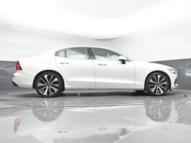 Used 2023 Volvo S60 B5 Ultimate w/ Climate Package FWD image 17