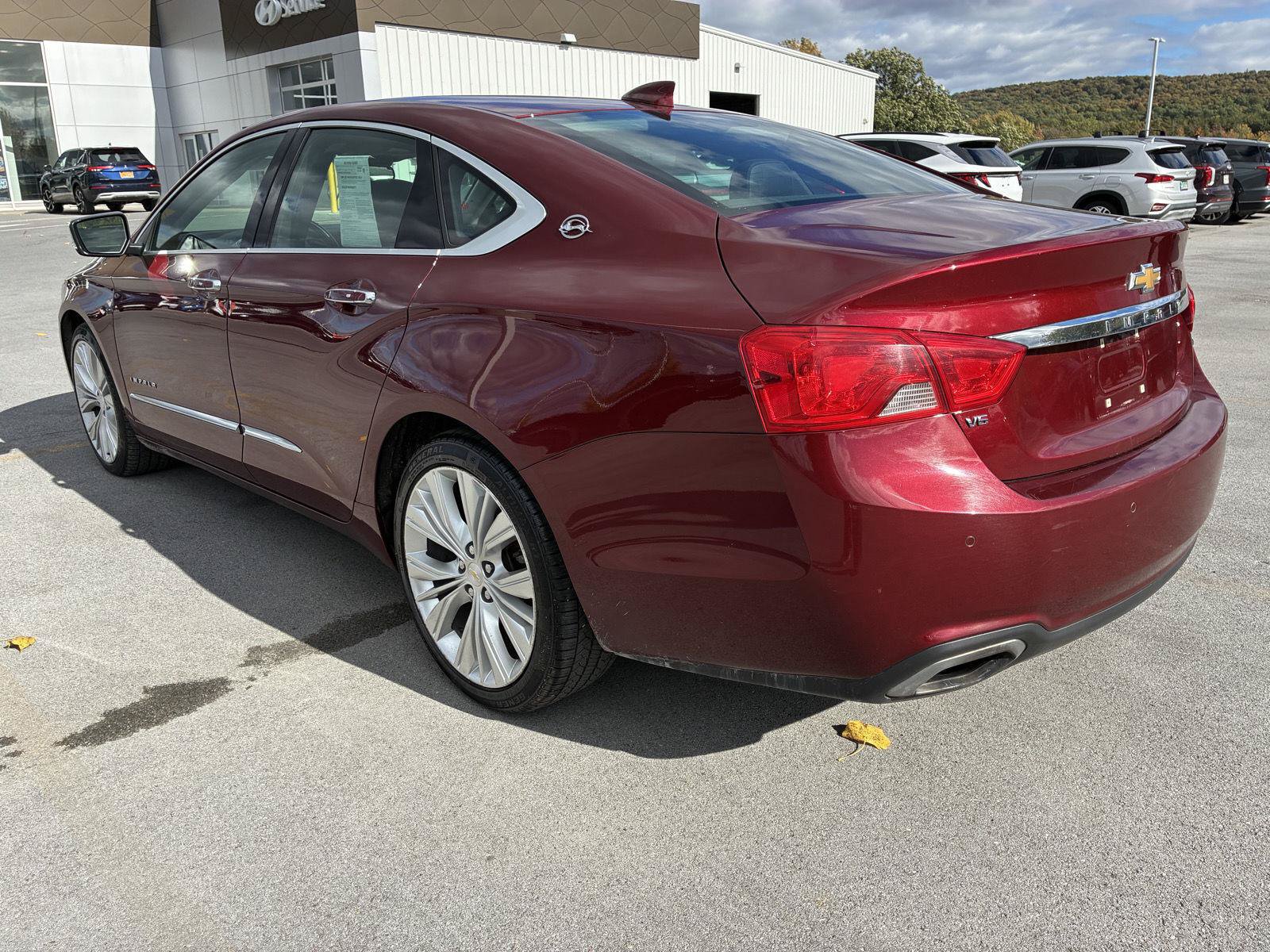 Used 2016 Chevrolet Impala LTZ w/ Enhanced Convenience Package FWD image 5