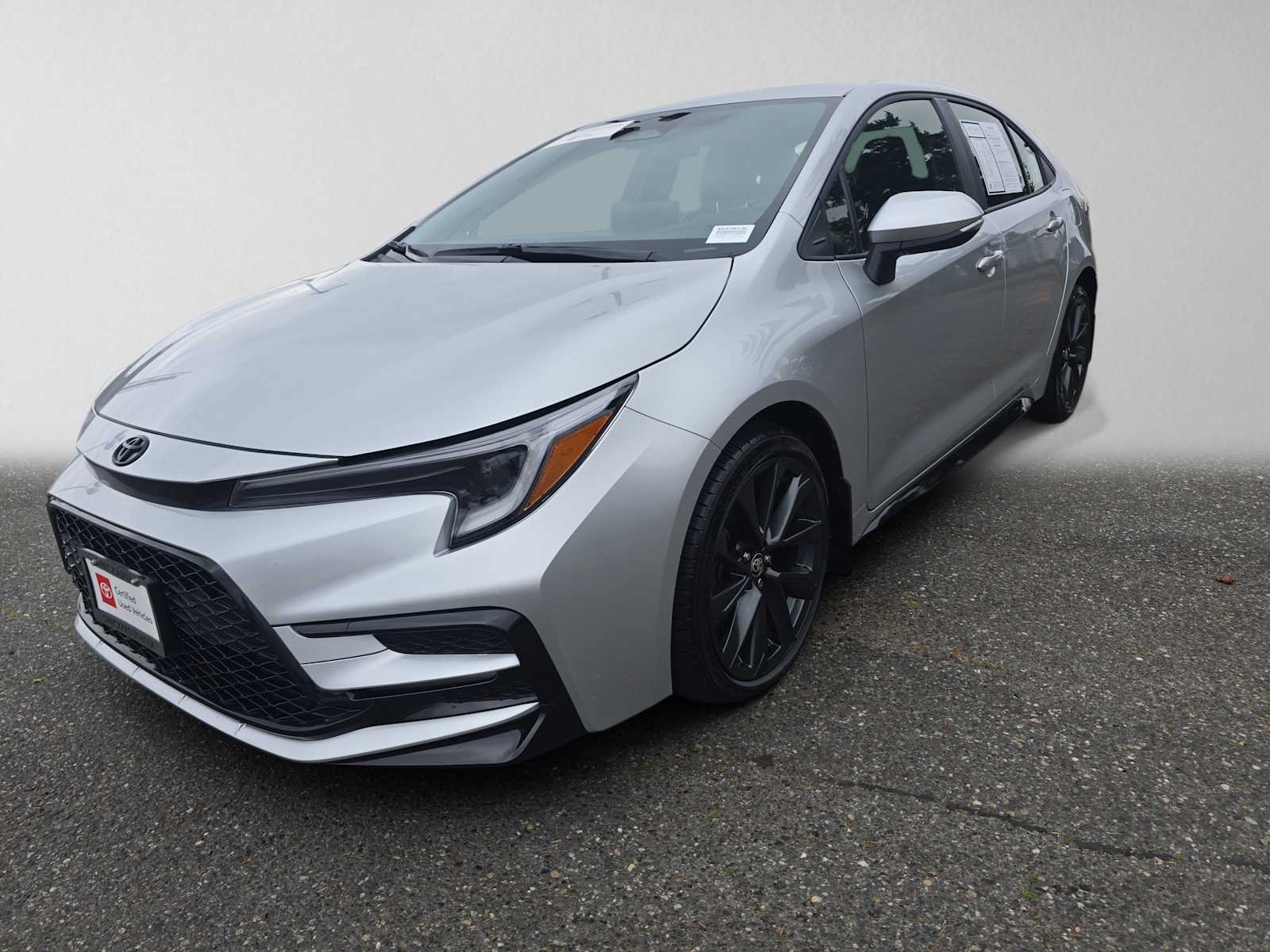 Certified 2026 Toyota Corolla SE w/ SE Package FWD image 7