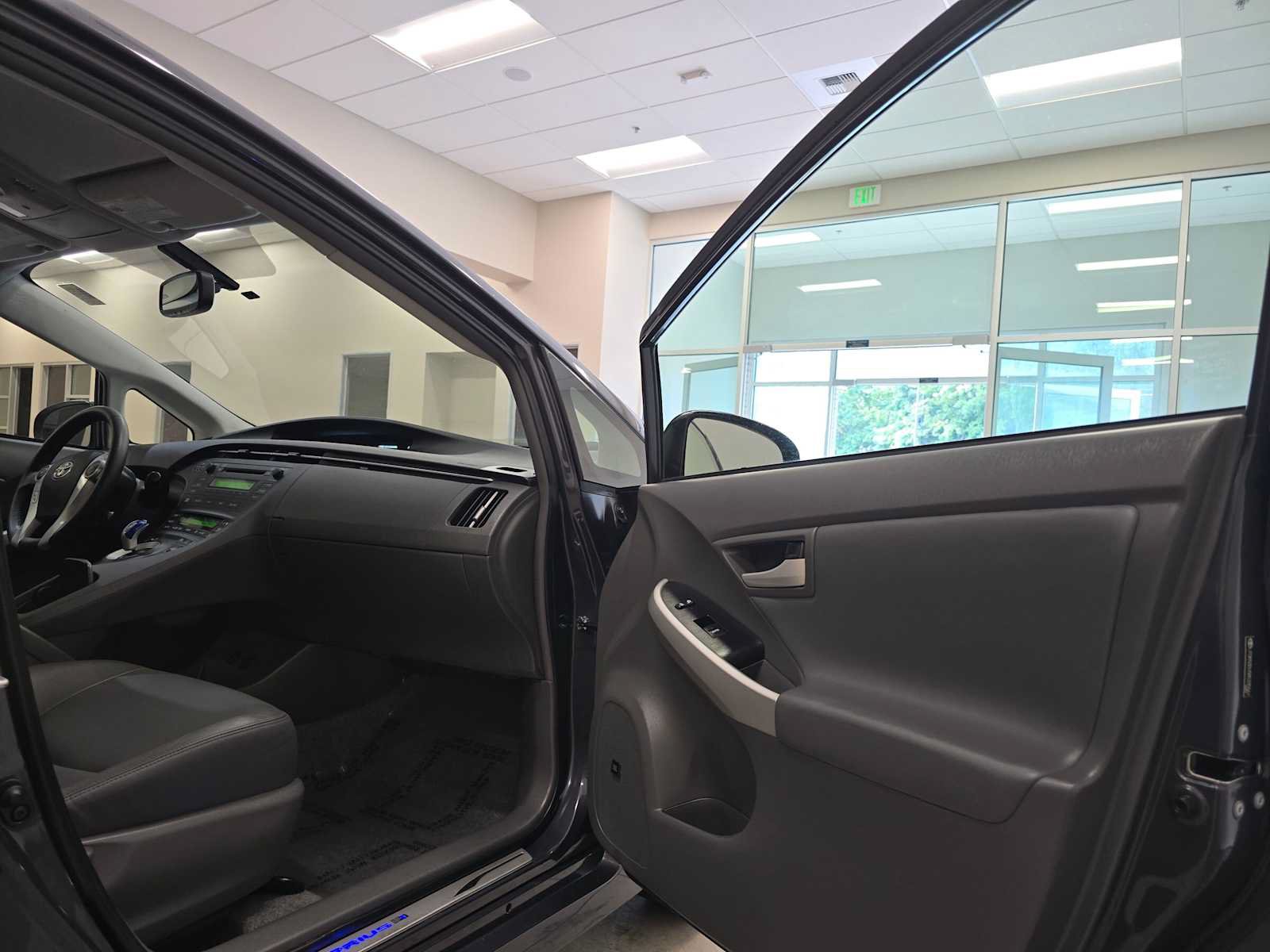 Used 2011 Toyota Prius Four FWD image 26