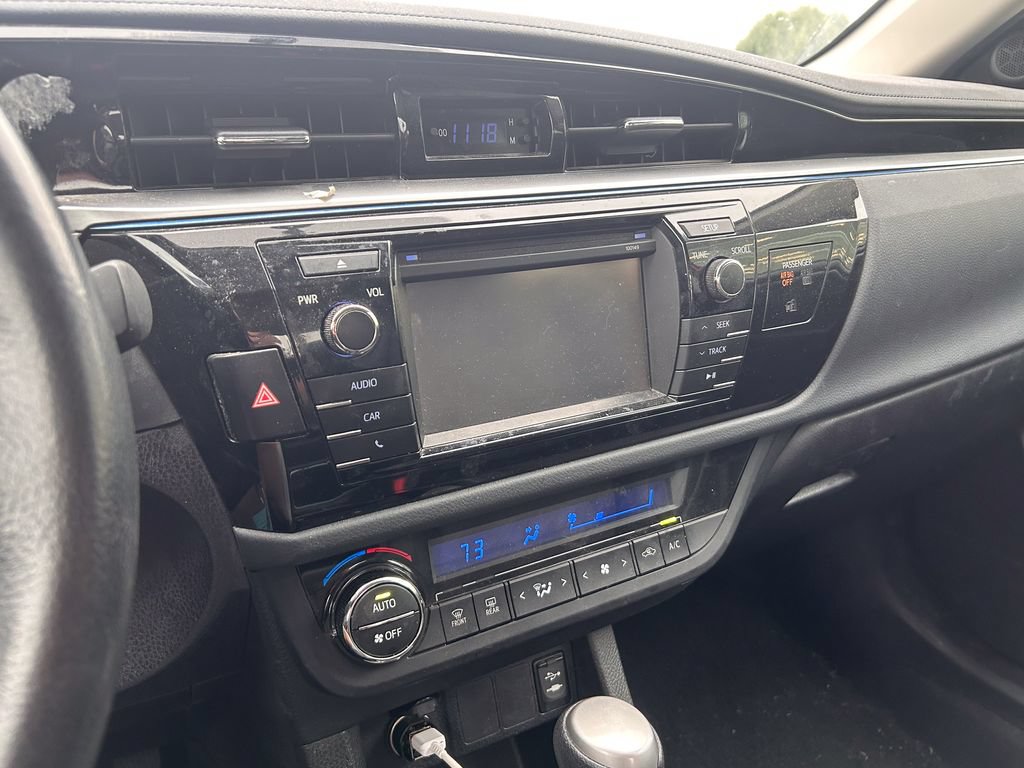 Used 2014 Toyota Corolla S FWD image 19