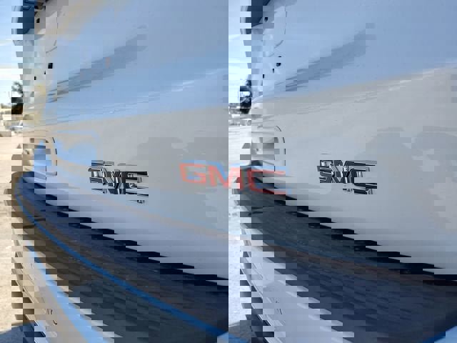 New 2026 GMC Yukon XL Denali w/ Denali Reserve Package image 7