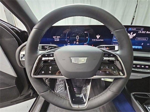 Used 2024 Cadillac Lyriq Sport image 29