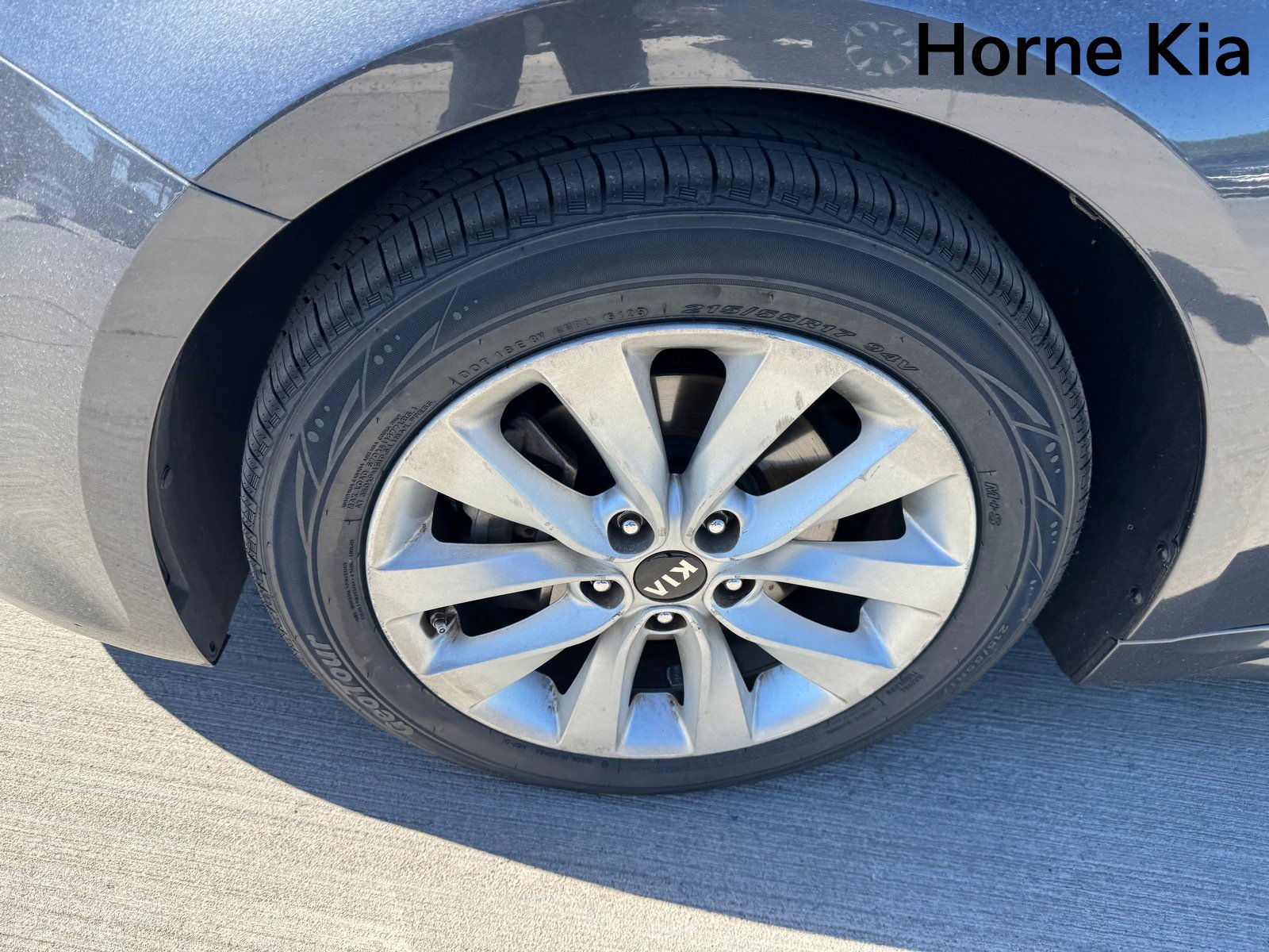 Used 2017 Kia Optima EX w/ Premium Package image 8