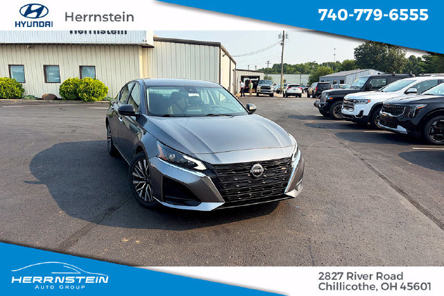 Used 2024 Nissan Altima 2.5 SV