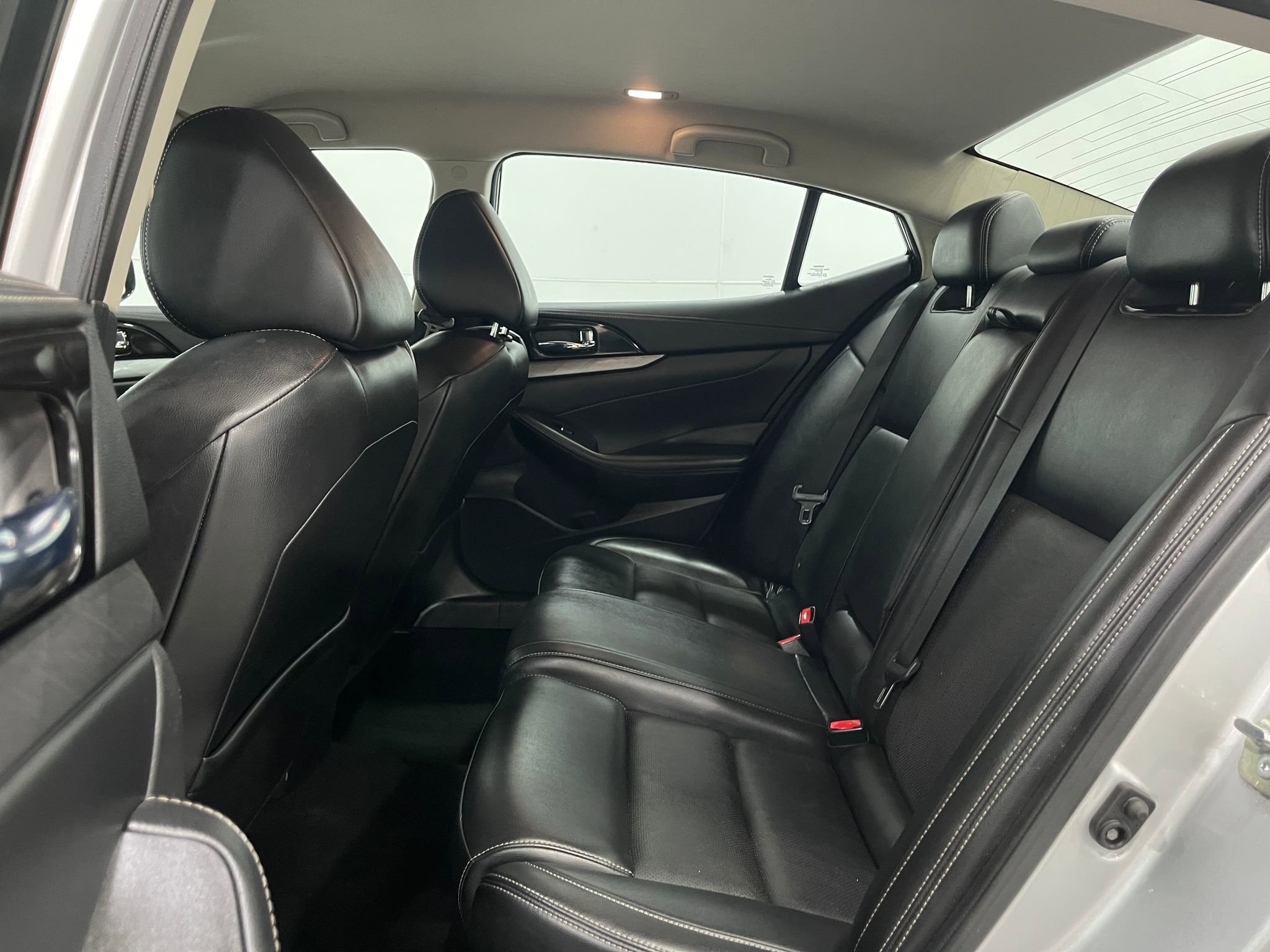 Used 2017 Nissan Maxima 3.5 SV image 29
