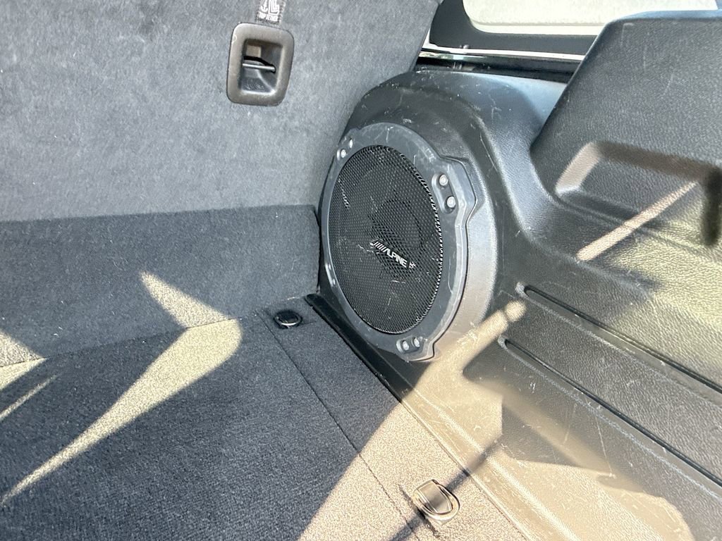 Used 2021 Jeep Wrangler Unlimited Sahara w/ Cold Weather Group image 31