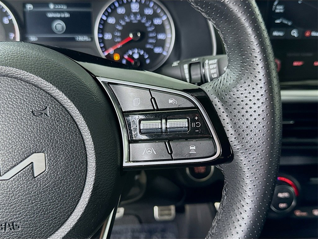 Used 2024 Kia Forte GT-Line w/ GT-Line Premium Package image 23