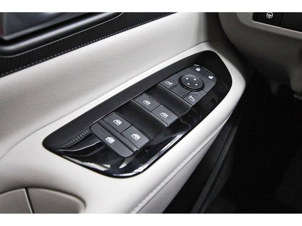 New 2026 Nissan Murano SV w/ Cargo Package image 18