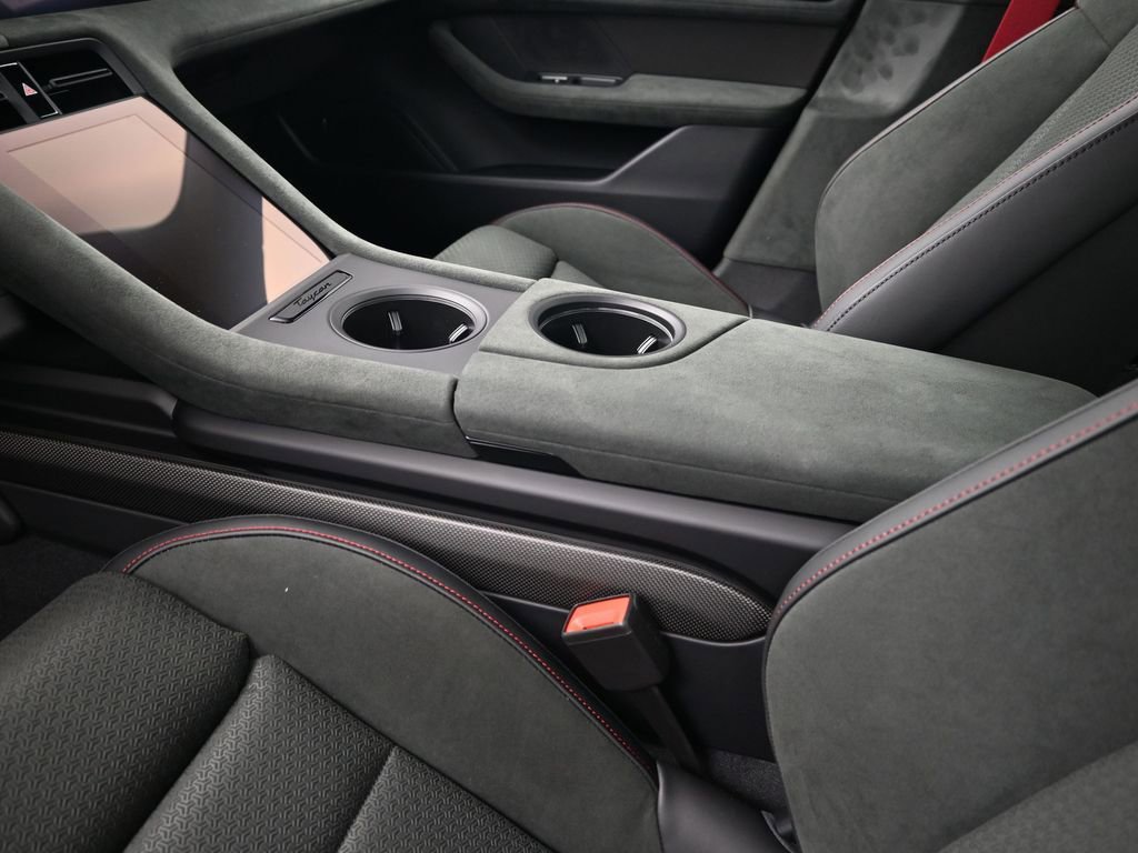 New 2026 Porsche Taycan GTS AWD/4WD image 22