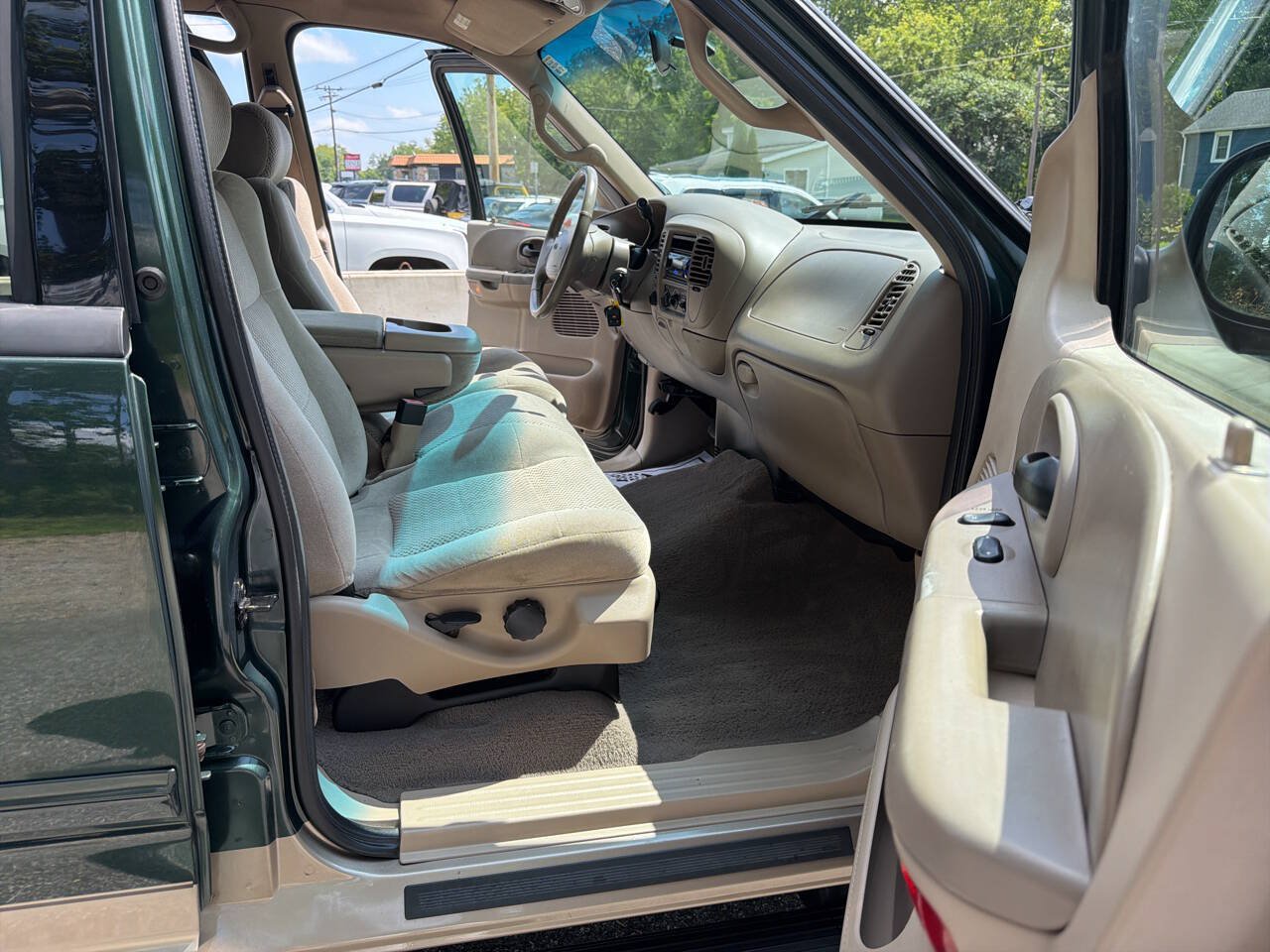 Used 2002 Ford F150 XLT AWD/4WD image 24