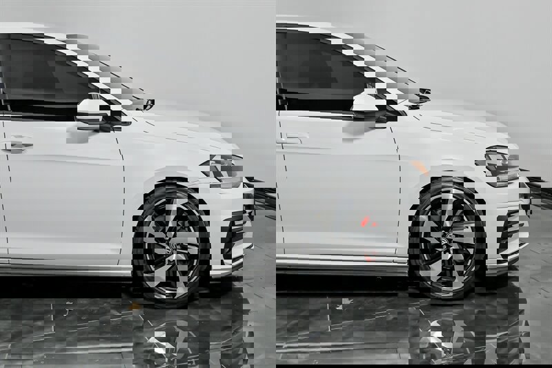 Used 2020 Volkswagen GTI S image 12