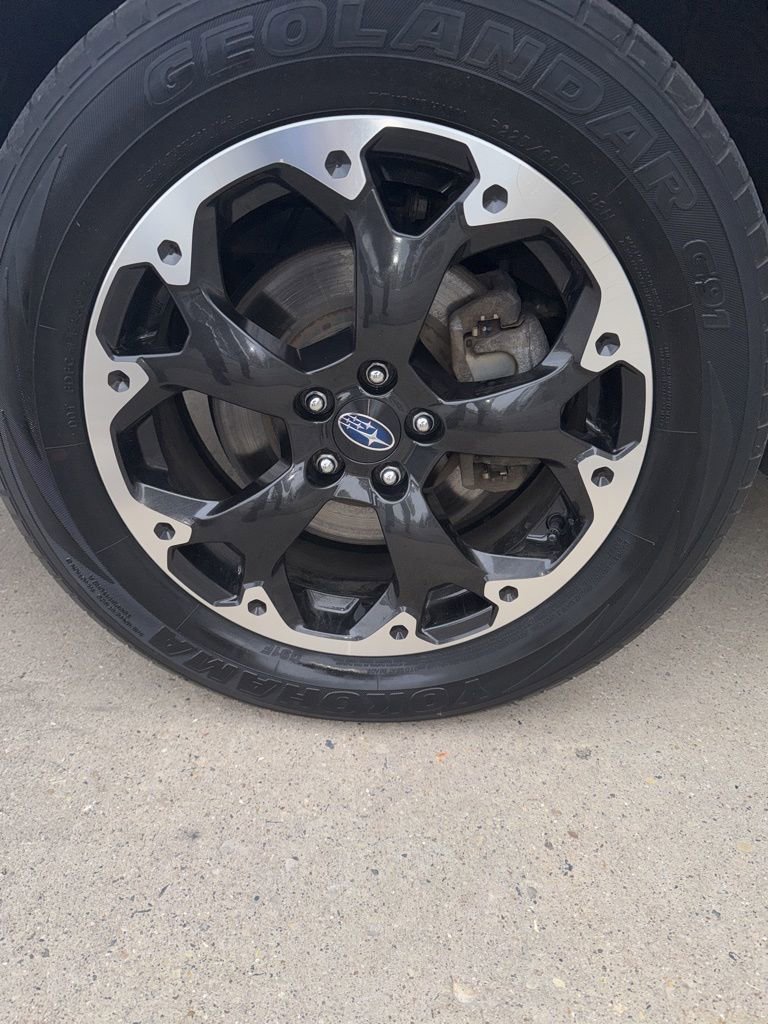 Used 2023 Subaru Crosstrek 2.0i image 17