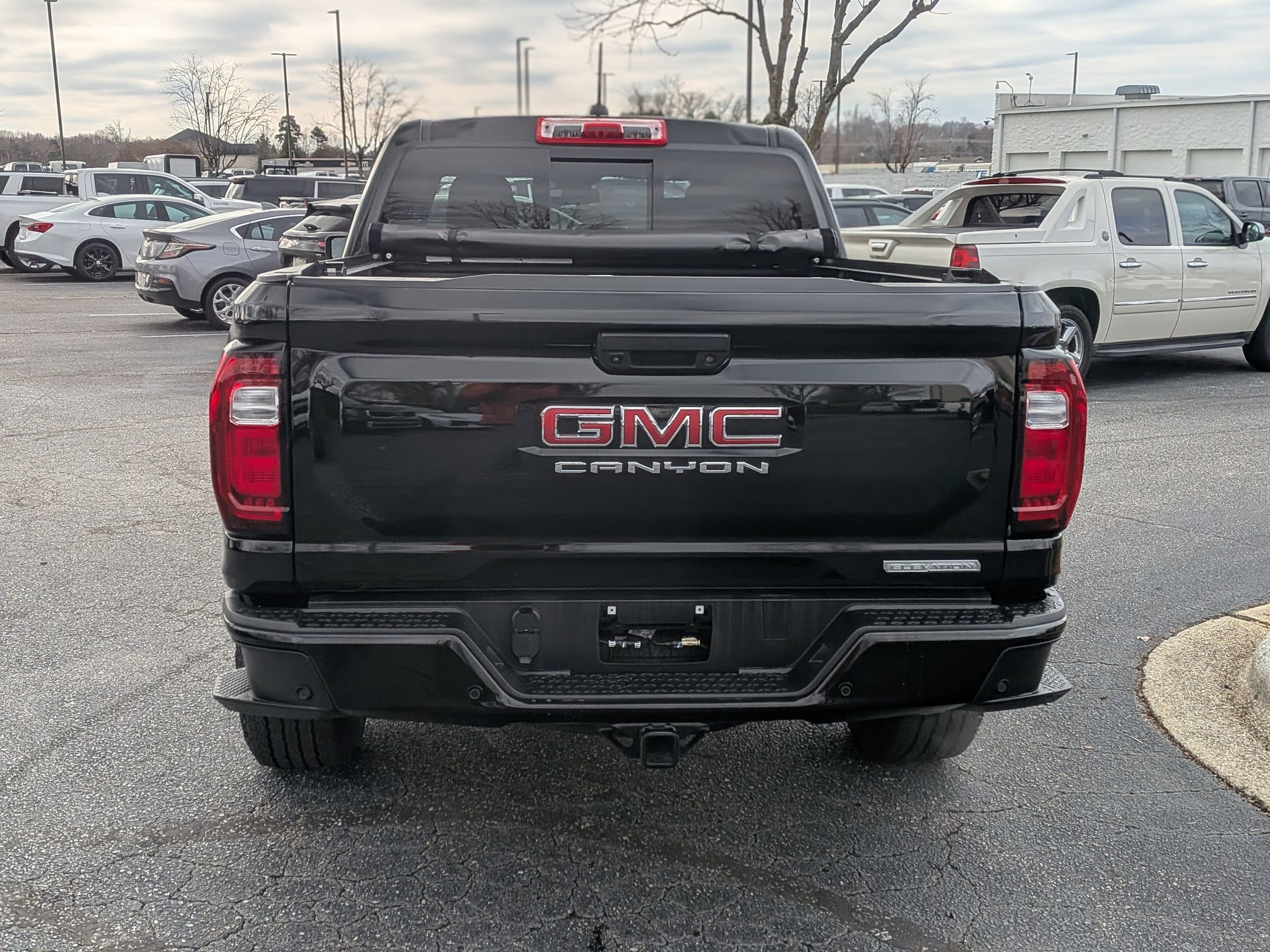 Certified 2024 GMC Canyon Elevation w/ Elevation Premium Package image 8