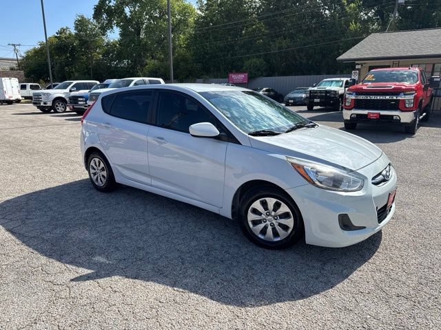 Used 2017 Hyundai Accent SE FWD image 9