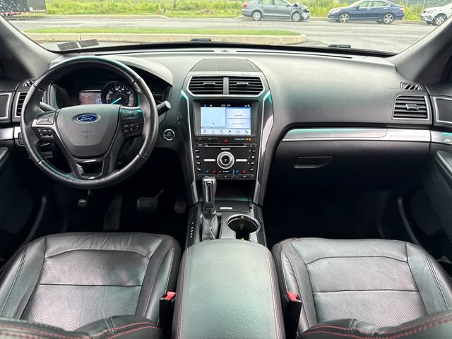 Used 2017 Ford Explorer Sport w/ Equipment Group 401A AWD/4WD image 18